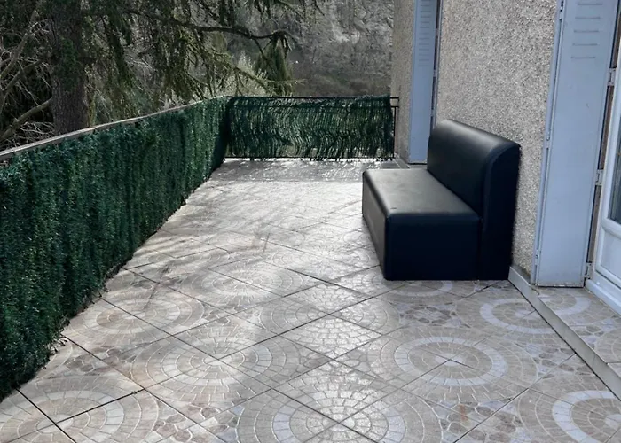 Maison Familiale A Villa Nimes